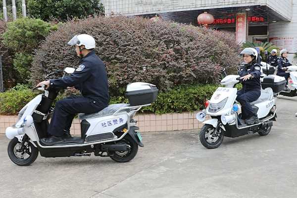 警用電動車巡邏。_副本.jpg